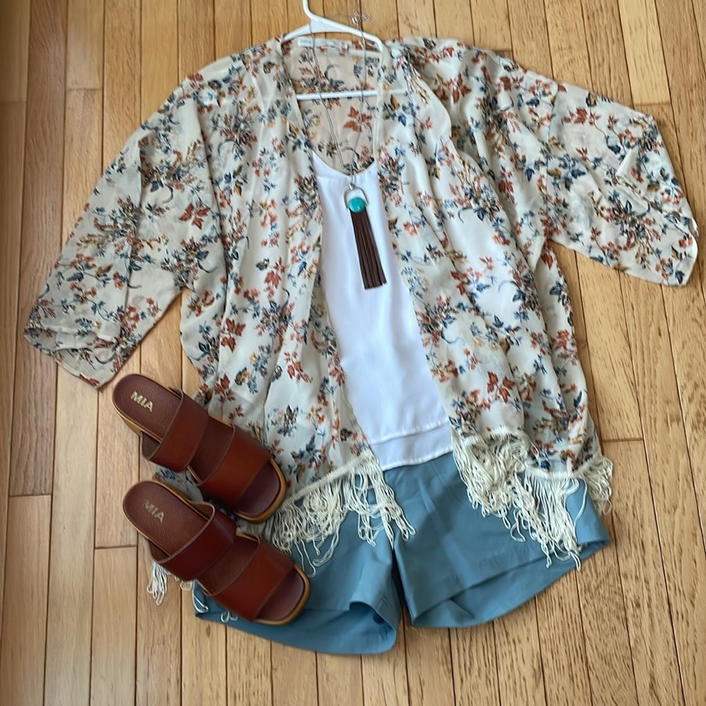 Bishop + Young kimono top